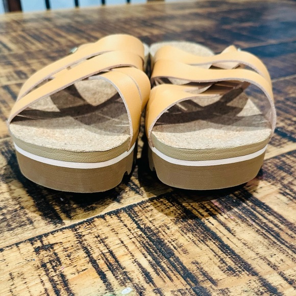 REEF Kaia Women's Criss-Cross Slide Sandals size 9 - Picture 4 of 9